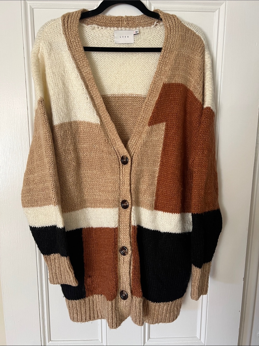 Lush Colorblock Button-Front Cardigan in Cream, Tan, Rust & Black w/ pockets